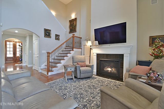 10111 Autumn Valley Lane, Knoxville, TN 37922