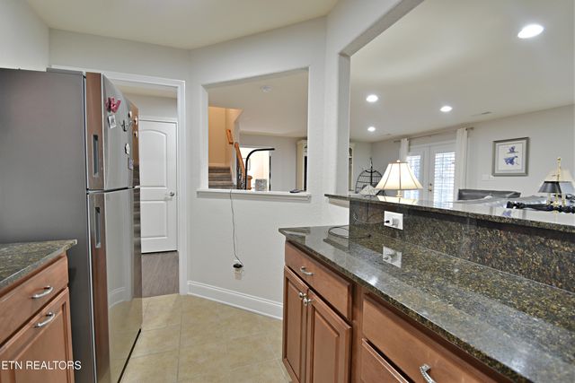 10111 Autumn Valley Lane, Knoxville, TN 37922