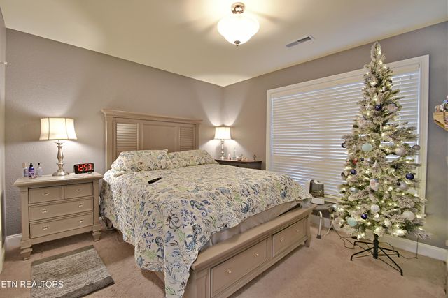 10111 Autumn Valley Lane, Knoxville, TN 37922