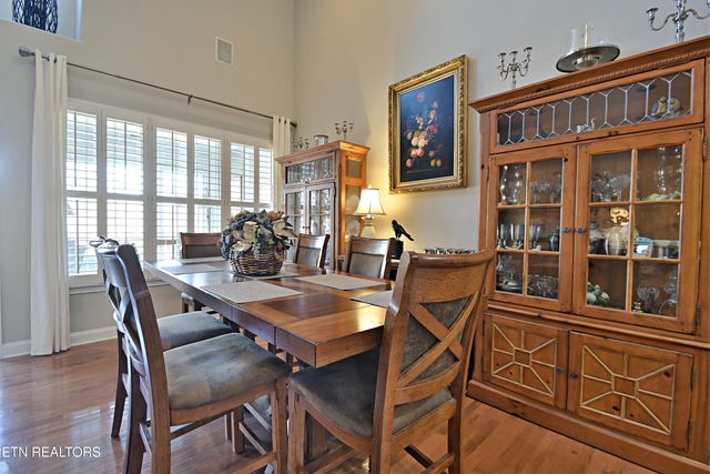 10111 Autumn Valley Lane, Knoxville, TN 37922