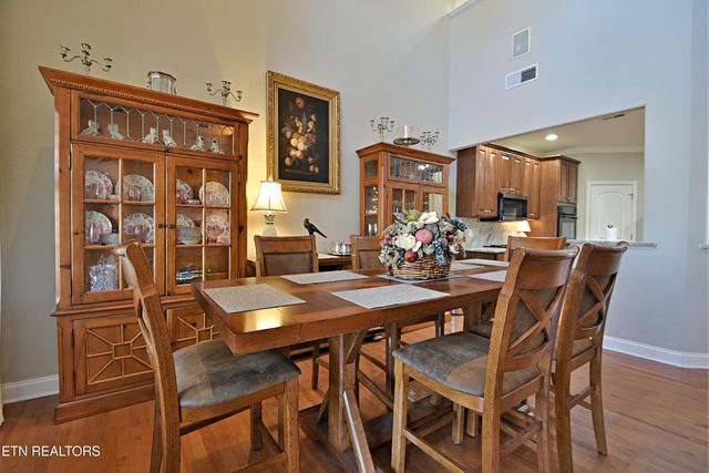 10111 Autumn Valley Lane, Knoxville, TN 37922