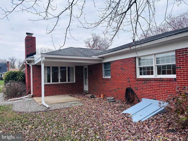 327 WALDEN RD, Wilmington, DE 19803