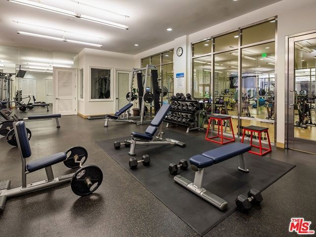 1040 E Glendon Avenue 3103, Los Angeles, CA 90024