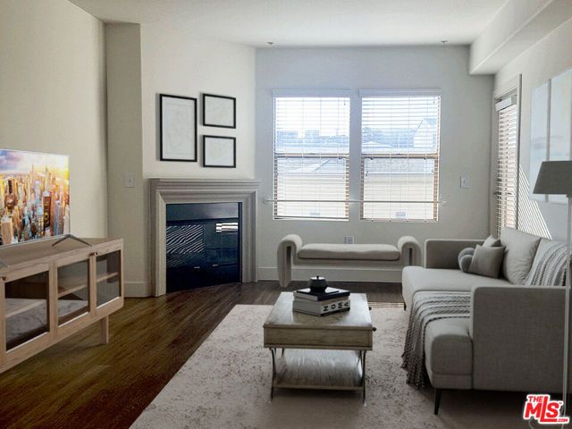 1040 E Glendon Avenue 3103, Los Angeles, CA 90024