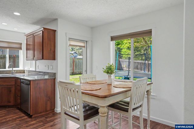 2631 Natures View Ct NW, Salem, OR 97304