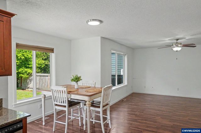 2631 Natures View Ct NW, Salem, OR 97304