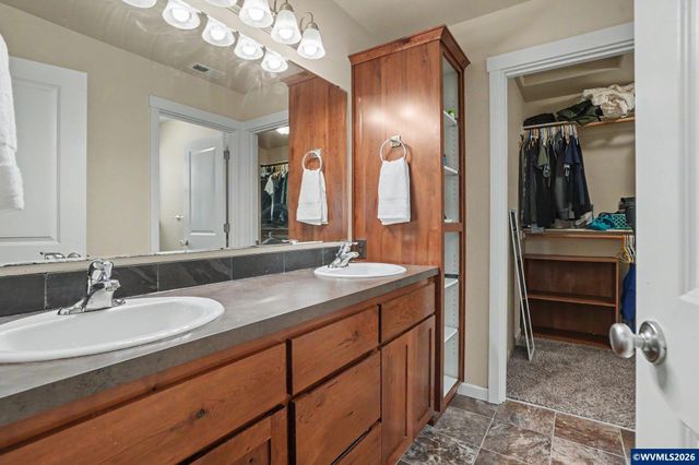 2631 Natures View Ct NW, Salem, OR 97304