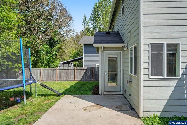 2631 Natures View Ct NW, Salem, OR 97304