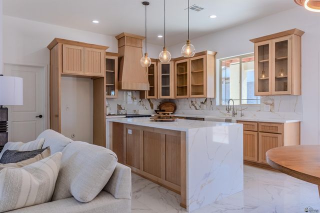 1643 E Union Ave, San Luis, AZ 85336