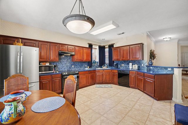 2926 Highland Lakes Drive, Missouri City, TX 77459