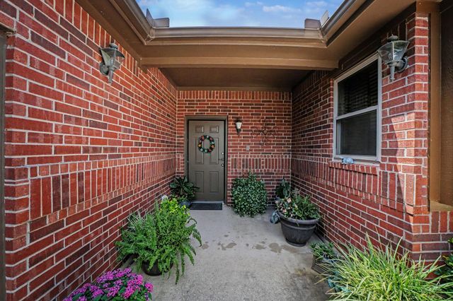 2926 Highland Lakes Drive, Missouri City, TX 77459