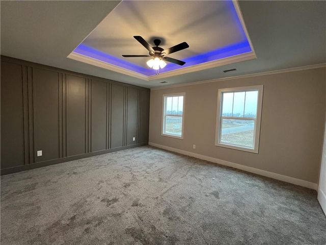 16949 S Brentwood Street, Olathe, KS 66062