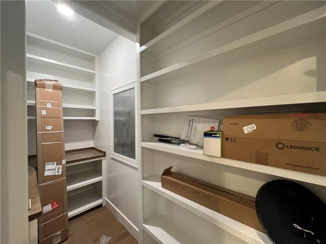 16949 S Brentwood Street, Olathe, KS 66062