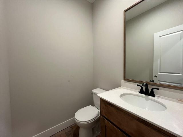 16949 S Brentwood Street, Olathe, KS 66062