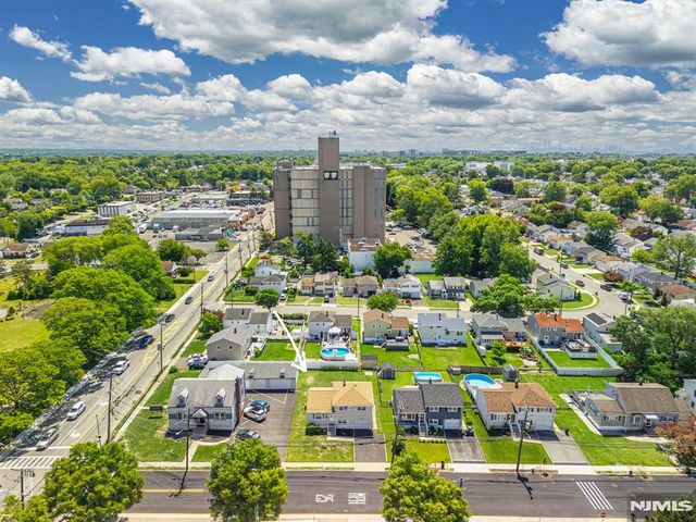 112 Berdan Street, Rochelle Park, NJ 07662