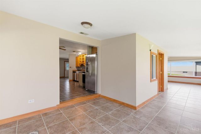 6478 E Lake Shore Drive, Hillsboro, OH 45133