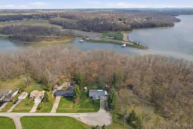 6478 E Lake Shore Drive, Hillsboro, OH 45133