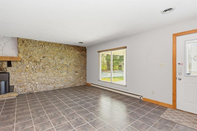 6478 E Lake Shore Drive, Hillsboro, OH 45133