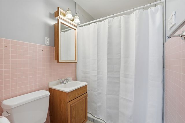 2411 G Ave NE, Cedar Rapids, IA 52402