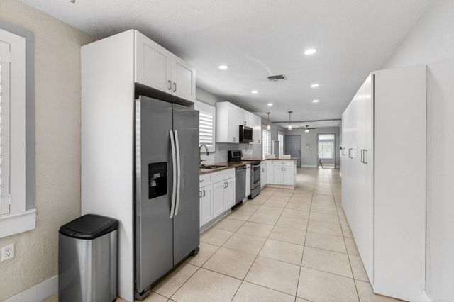 227 N M Street, Lake Worth Beach, FL 33460