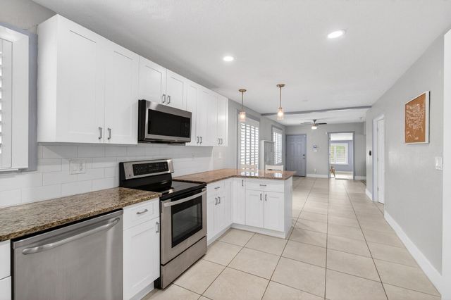 227 N M Street, Lake Worth Beach, FL 33460