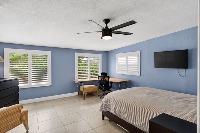 227 N M Street, Lake Worth Beach, FL 33460