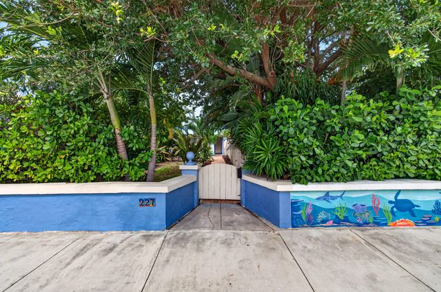 227 N M Street, Lake Worth Beach, FL 33460