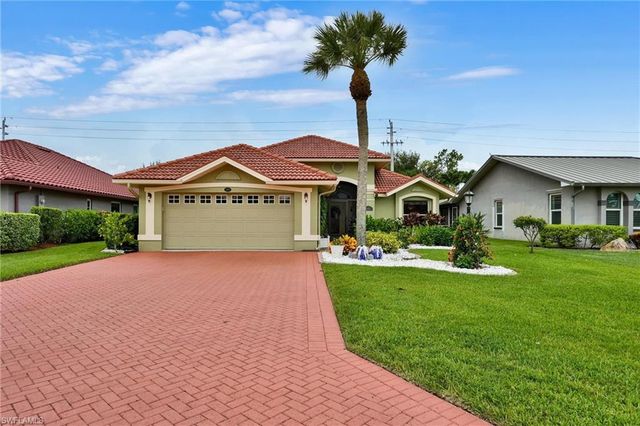 5866 Westbourgh CT, Naples, FL 34112