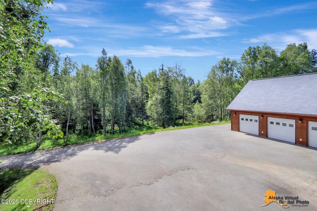 3621 Dora Avenue, Anchorage, AK 99516