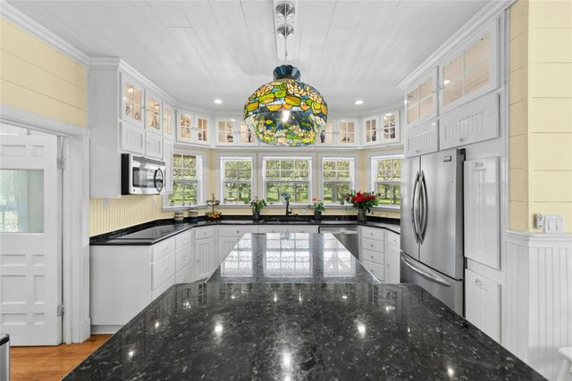1610 County Road 463, Elgin, TX 78621
