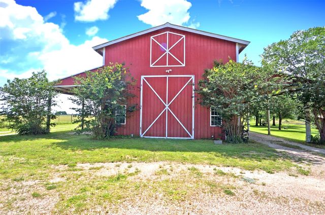 1610 County Road 463, Elgin, TX 78621
