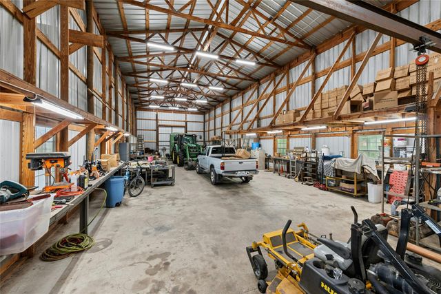 1610 County Road 463, Elgin, TX 78621