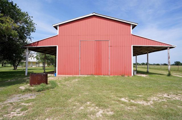 1610 County Road 463, Elgin, TX 78621