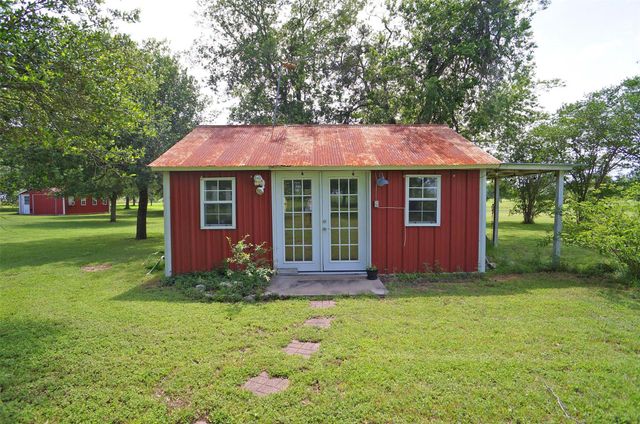 1610 County Road 463, Elgin, TX 78621