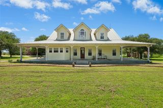 1610 County Road 463, Elgin, TX 78621
