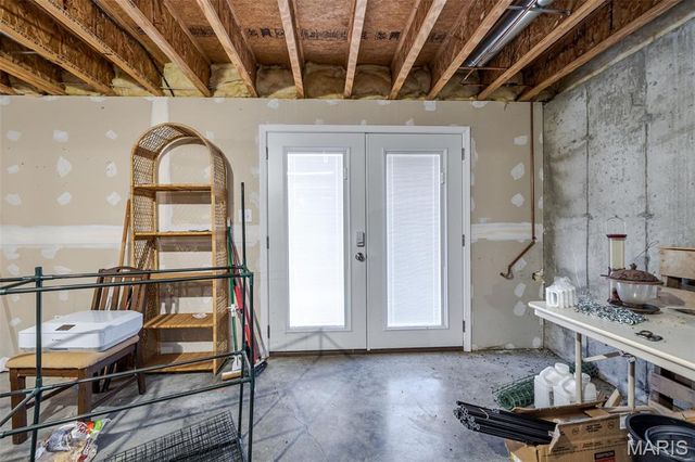 805 Douglas Street, New Haven, MO 63068