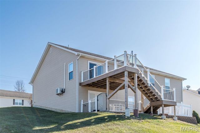 805 Douglas Street, New Haven, MO 63068