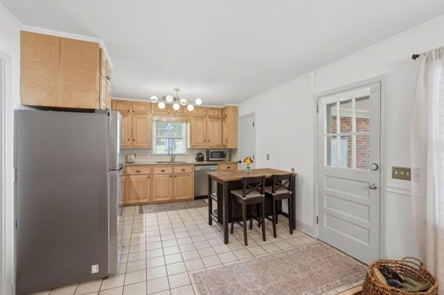 1338 Northwood Circle NE, Gainesville, GA 30501