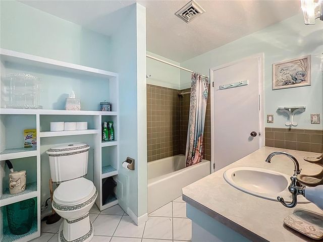 1790 POMELO DRIVE, Venice, FL 34293