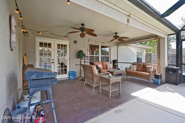 6042 Newbury Circle, Melbourne, FL 32940