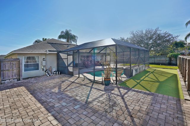 6042 Newbury Circle, Melbourne, FL 32940