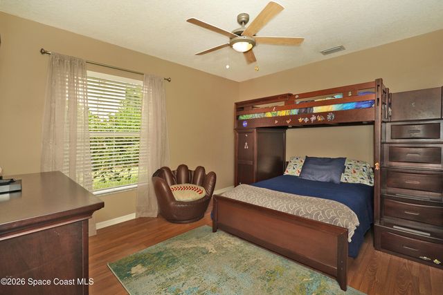 6042 Newbury Circle, Melbourne, FL 32940