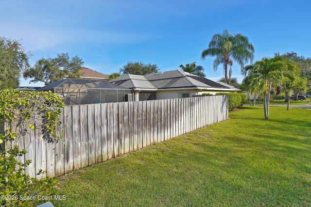 6042 Newbury Circle, Melbourne, FL 32940