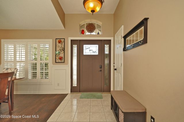 6042 Newbury Circle, Melbourne, FL 32940