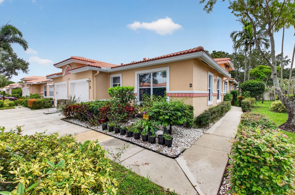 12598 Crystal Pointe Drive D, Boynton Beach, FL 33437
