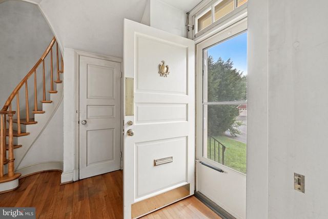 6 ACADEMY CT, Berryville, VA 22611