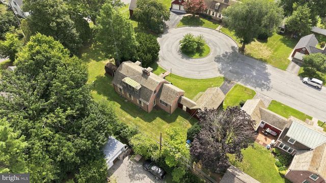 6 ACADEMY CT, Berryville, VA 22611