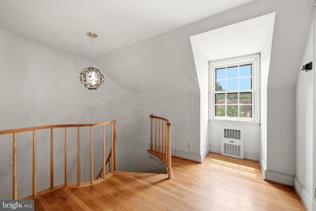 6 ACADEMY CT, Berryville, VA 22611