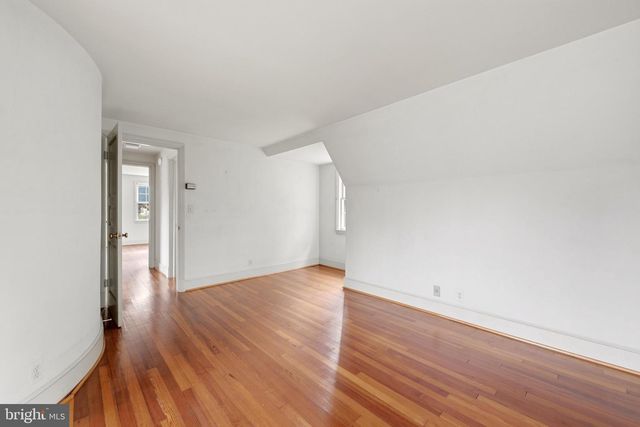6 ACADEMY CT, Berryville, VA 22611