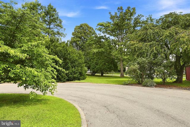 6 ACADEMY CT, Berryville, VA 22611
